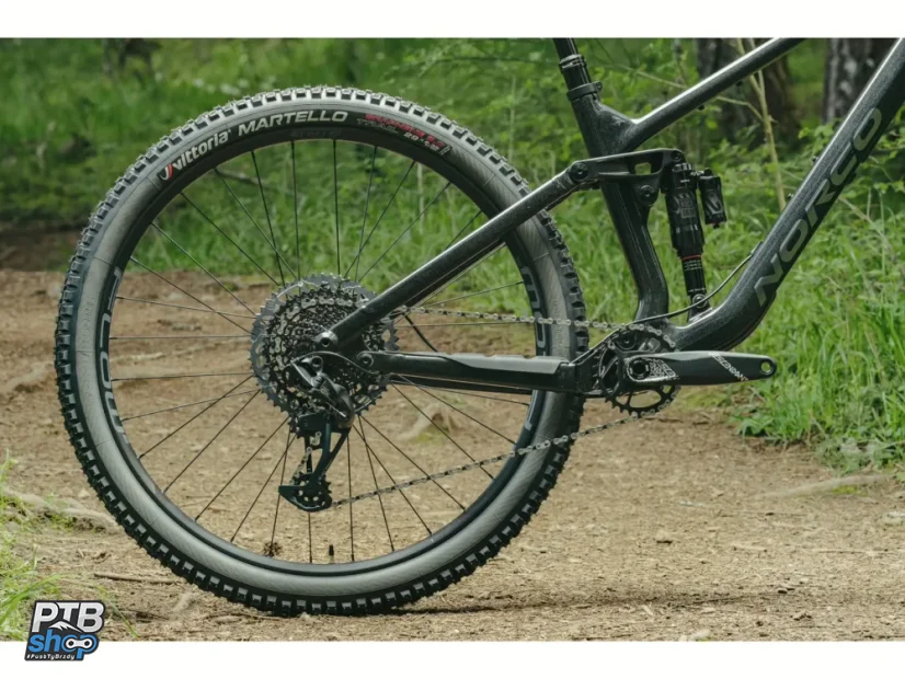 NORCO Fluid C2 Black/Chrome 29