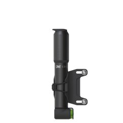 OneUp EDC 70cc Pumpicka 1 OneUp EDC 70cc Pumpicka 1